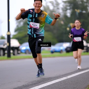 Runner Photo 8442467