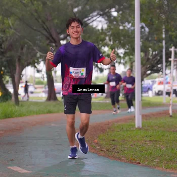 Runner Photo 8442470