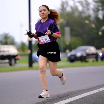 Runner Photo 8442480