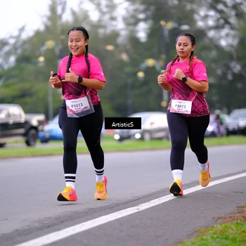 Runner Photo 8442501