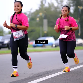 Runner Photo 8442504