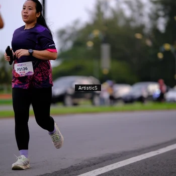 Runner Photo 8442531