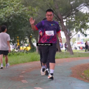 Runner Photo 8442552