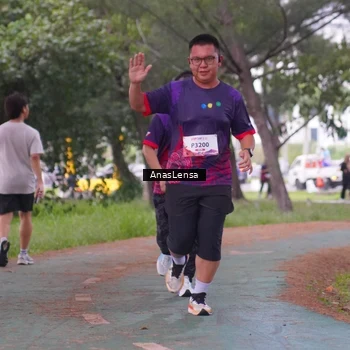 Runner Photo 8442553