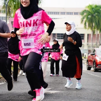 Runner Photo 8442557