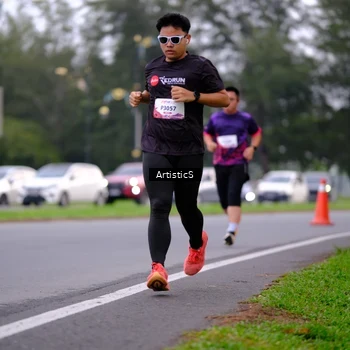 Runner Photo 8442561