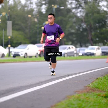 Runner Photo 8442566