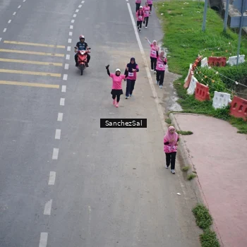 Runner Photo 8442586