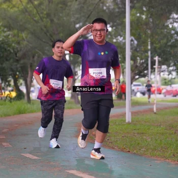 Runner Photo 8442596