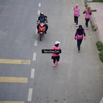 Runner Photo 8442624