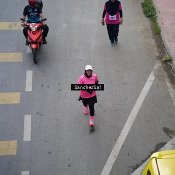Runner Photo 8442645