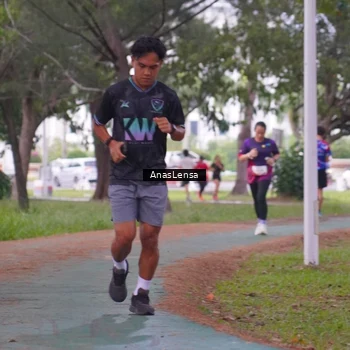 Runner Photo 8442651
