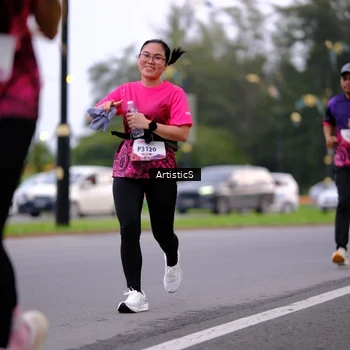 Runner Photo 8442656