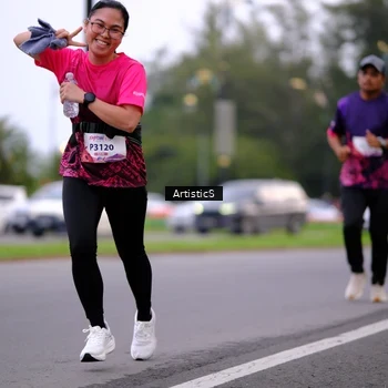 Runner Photo 8442673