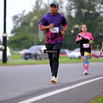Runner Photo 8442674