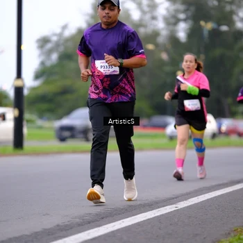 Runner Photo 8442675