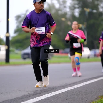 Runner Photo 8442683