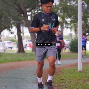 Runner Photo 8442686