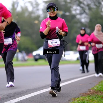 Runner Photo 8442759