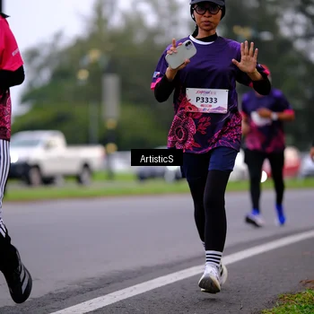 Runner Photo 8442798
