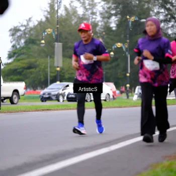 Runner Photo 8442802