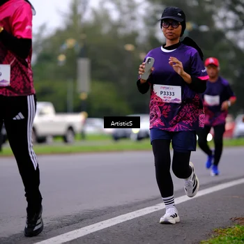 Runner Photo 8442805