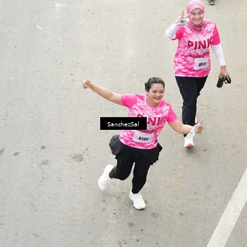 Runner Photo 8442813