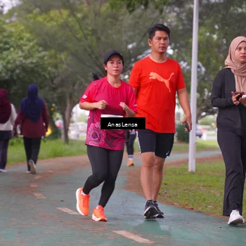 Runner Photo 8442815