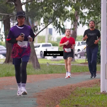 Runner Photo 8442943