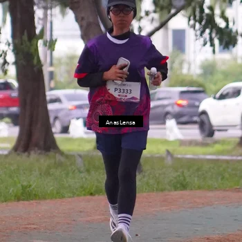 Runner Photo 8442959
