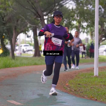 Runner Photo 8443011
