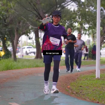 Runner Photo 8443034