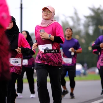 Runner Photo 8443077