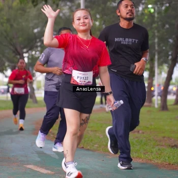 Runner Photo 8443091