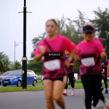 Runner Photo 8443155