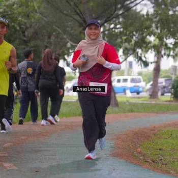 Runner Photo 8443173