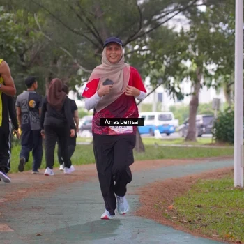 Runner Photo 8443176
