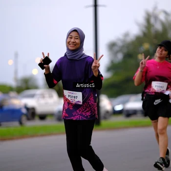 Runner Photo 8443209