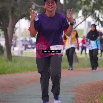 Runner Photo 8443253