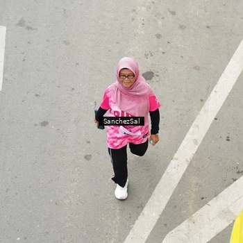 Runner Photo 8443259