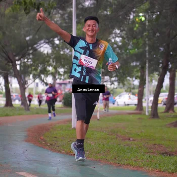 Runner Photo 8443339