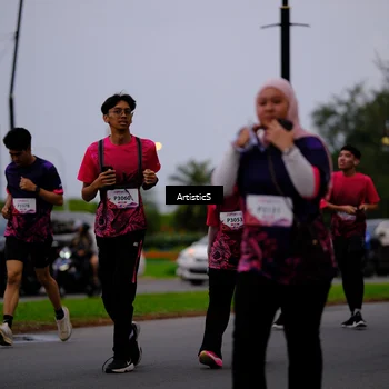 Runner Photo 8443344