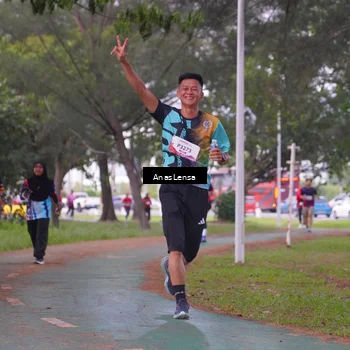 Runner Photo 8443347