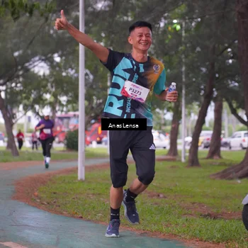 Runner Photo 8443368