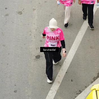 Runner Photo 8443426