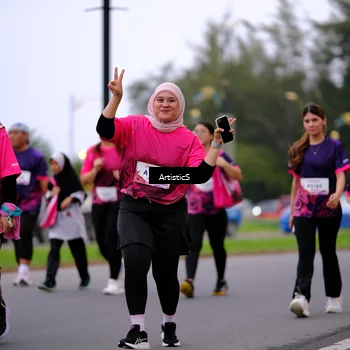 Runner Photo 8443530