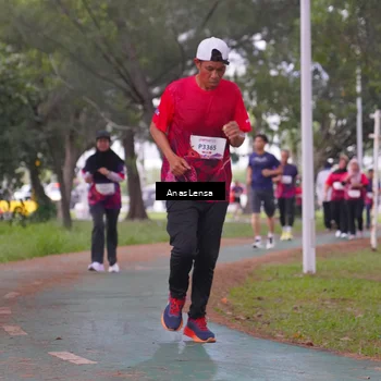 Runner Photo 8443588