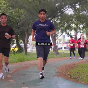 Runner Photo 8443632