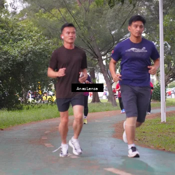 Runner Photo 8443649