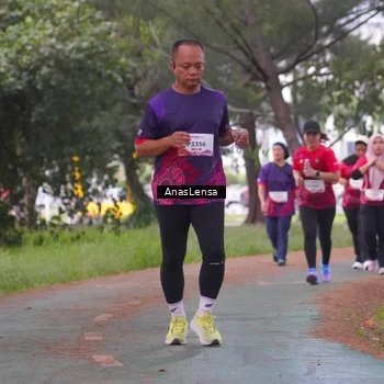 Runner Photo 8443665